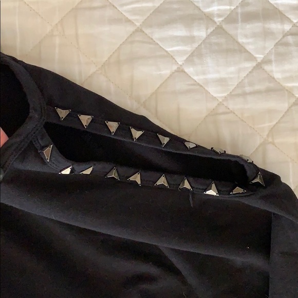 Guess Cold Shoulder Sweatshirt - Picture 2 of 4